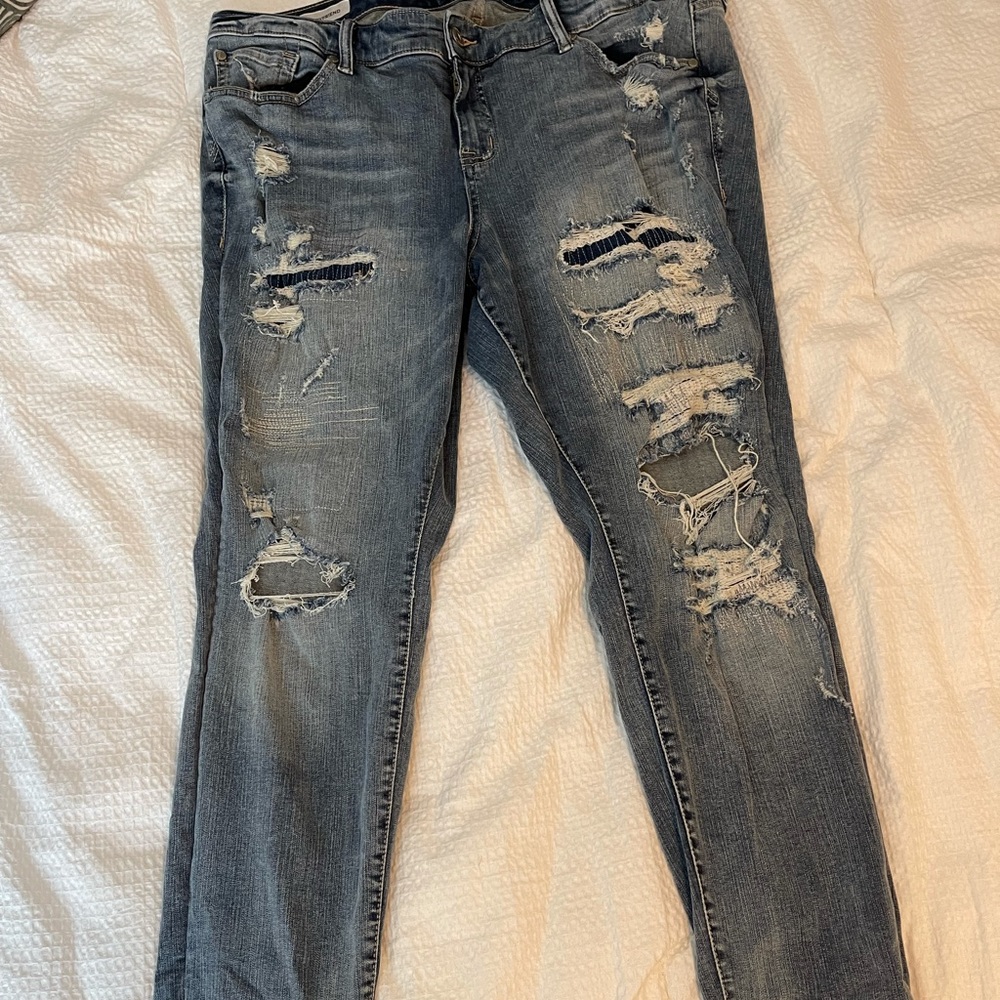 Ripped Skinny Jeans